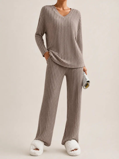 Ribbed Knit Lounge Set – LÁVINE™ Cozy Two-Piece Outfit for Women