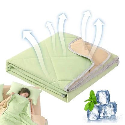 Cooling Blanket - 3 Layers Lightweight Cooled Summer Quilt