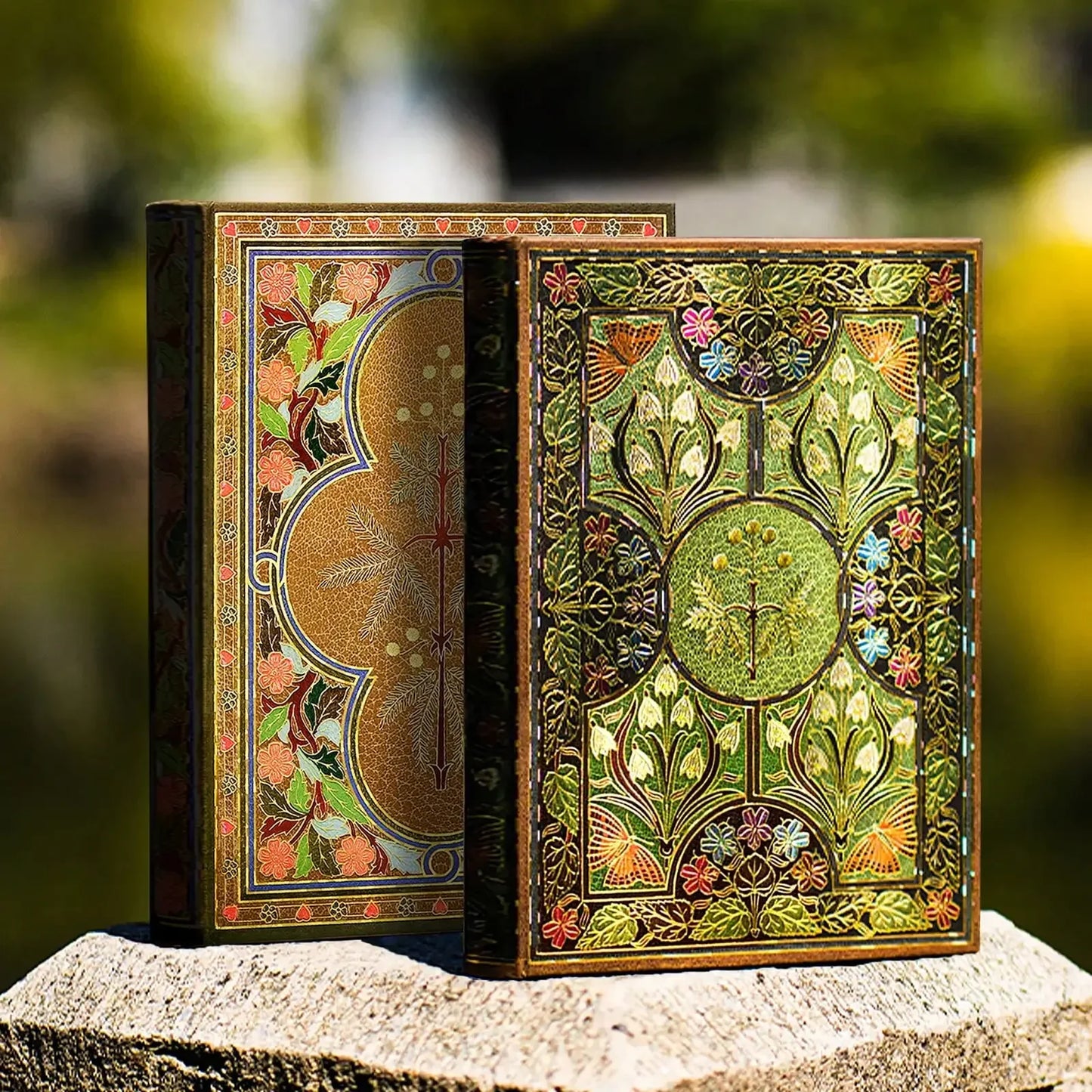 256-Page Vintage Floral Journal